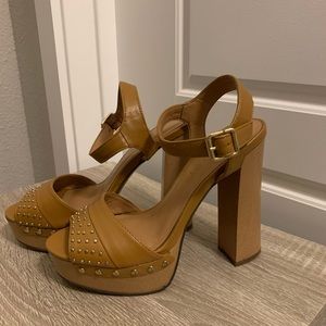 Tan heels